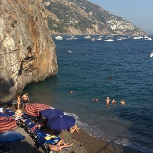 Meet your Posher, Marie-elena